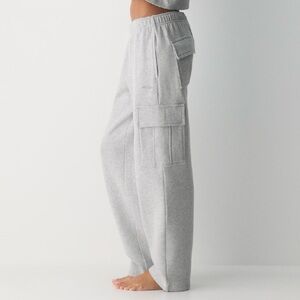 Aritzia Mega Cargo Sweatpant - Large